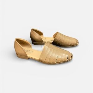 NWT Journee Collection Anyah Sandals